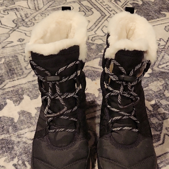 Sorel Faux Fur Ankle Boots - Picture 8 of 11